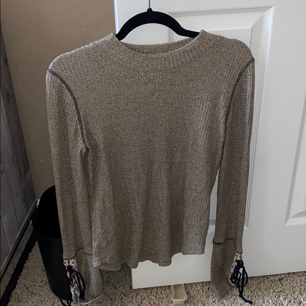 Long sleeve thermal tee